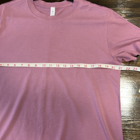 ❤️SOLD❤️Lululemon All Yours Boyfriend Tee in Pink Taupe - Picture 8 of 11